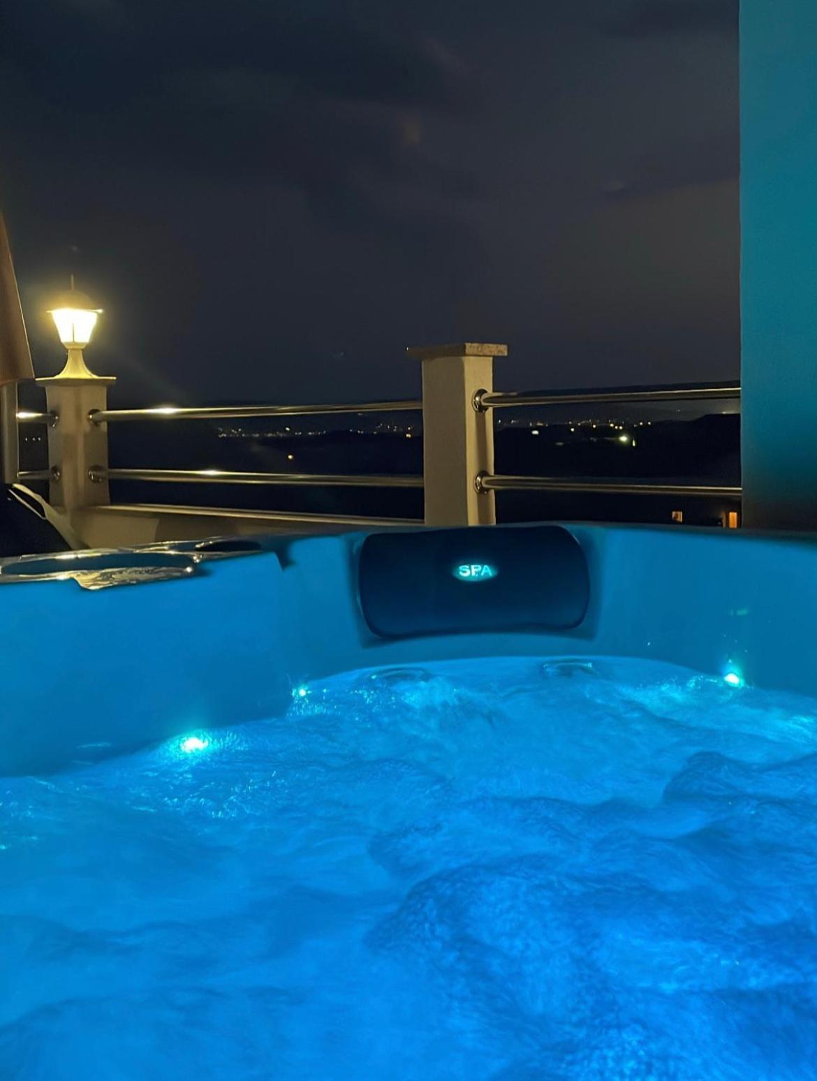 Villa Andrijana - Exclusively Yours - Family Getaway With Private Pool Kastela Exterior photo