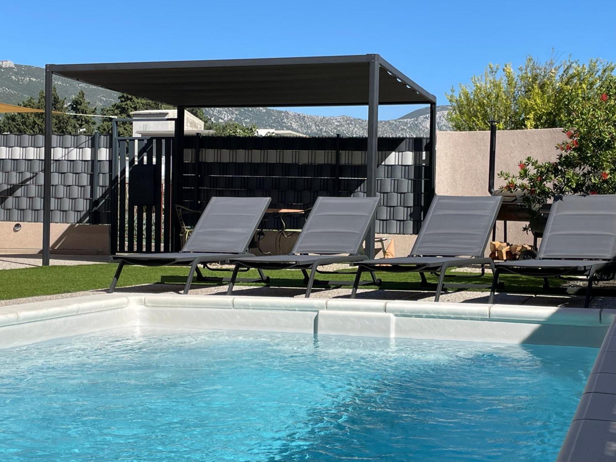 Villa Andrijana - Exclusively Yours - Family Getaway With Private Pool Kastela Exterior photo