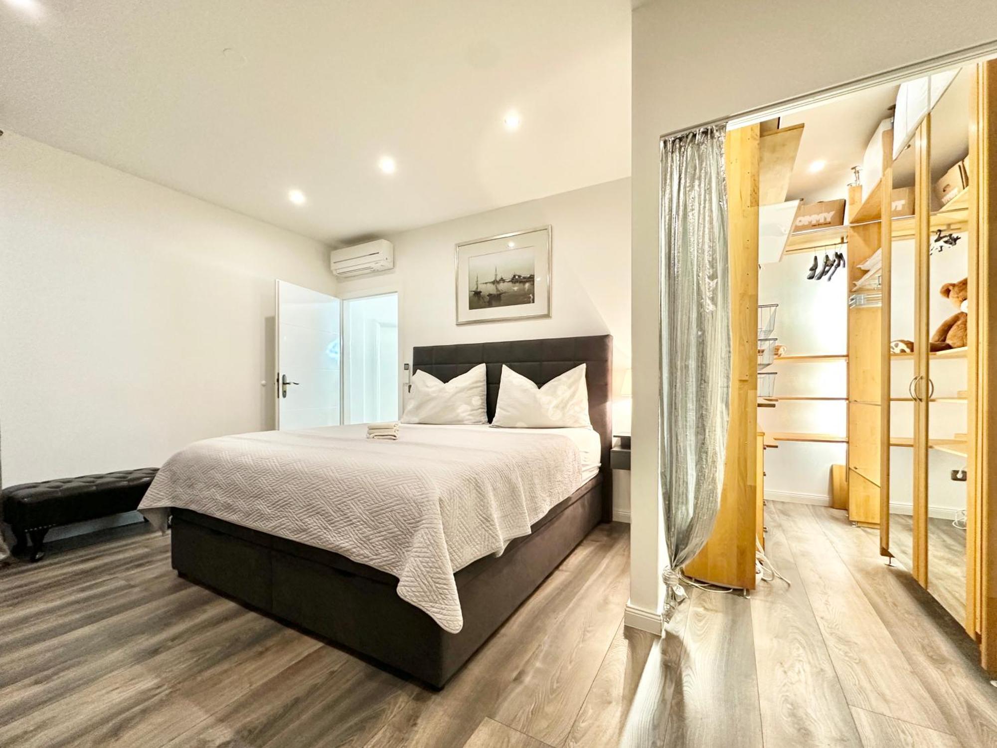 Villa Andrijana - Exclusively Yours - Family Getaway With Private Pool Kastela Exterior photo
